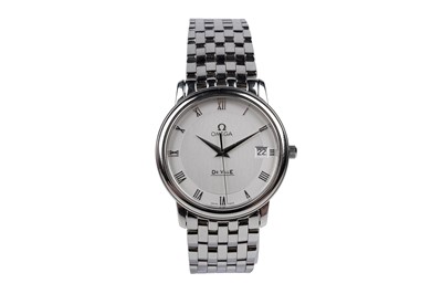 Lot 433 - Omega De Ville: a stainless steel cased quartz wristwatch