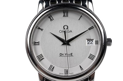 Lot 433 - Omega De Ville: a stainless steel cased quartz wristwatch