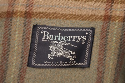 Lot 210 - A collection of vintage clothing