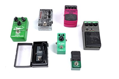 Lot 297 - Seven guitar pedals