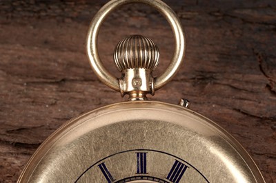 Lot 463 - An 18ct yellow gold cased half-hunter pocket watch
