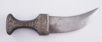 Lot 72 - A 20th Century Indo-Persian jambiya