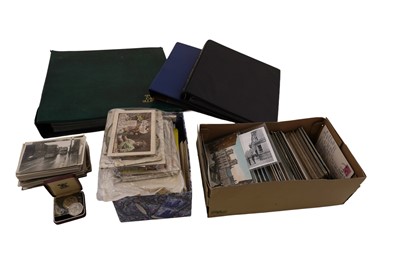 Lot 94 - A collection of mainly local and British postcards