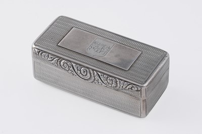 Lot 206 - A George IV silver snuff box