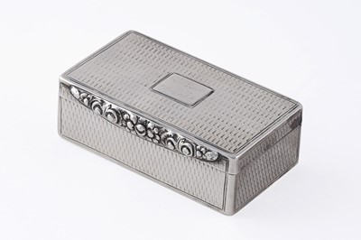 Lot 211 - A William IV/Victorian Scottish silver snuff box