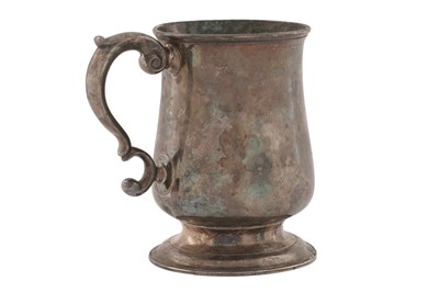 Lot 197 - A George III silver North Eastern mug