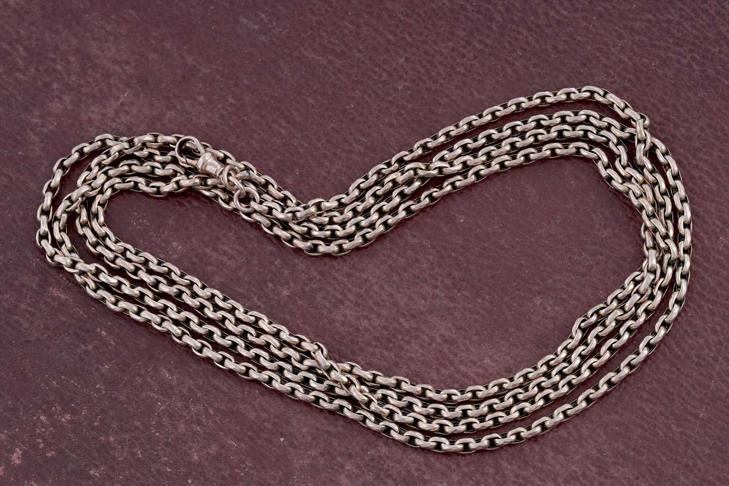 Lot 69 - A late 19th /early 20th Century lady's 9ct rose gold guard chain