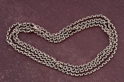 Lot 69 - A late 19th /early 20th Century lady's 9ct rose gold guard chain