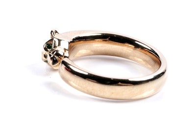 Lot 906 - Cartier: and 18ct yellow gold Panthère de Cartier ring