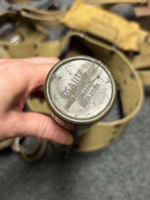 Lot 25 - US Airborne M1942 uniform with various fittings and accoutrements