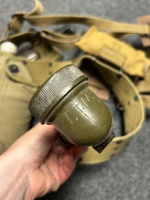 Lot 25 - US Airborne M1942 uniform with various fittings and accoutrements