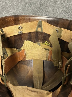 Lot 25 - US Airborne M1942 uniform with various fittings and accoutrements