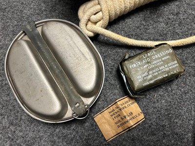 Lot 25 - US Airborne M1942 uniform with various fittings and accoutrements