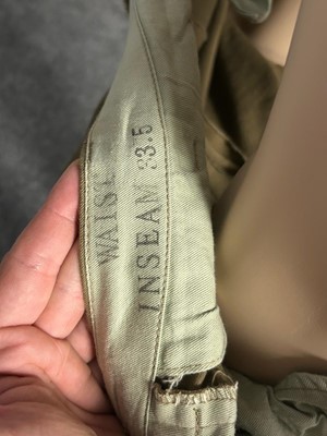 Lot 25 - US Airborne M1942 uniform with various fittings and accoutrements