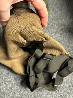Lot 25 - US Airborne M1942 uniform with various fittings and accoutrements