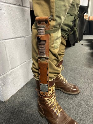 Lot 25 - US Airborne M1942 uniform with various fittings and accoutrements
