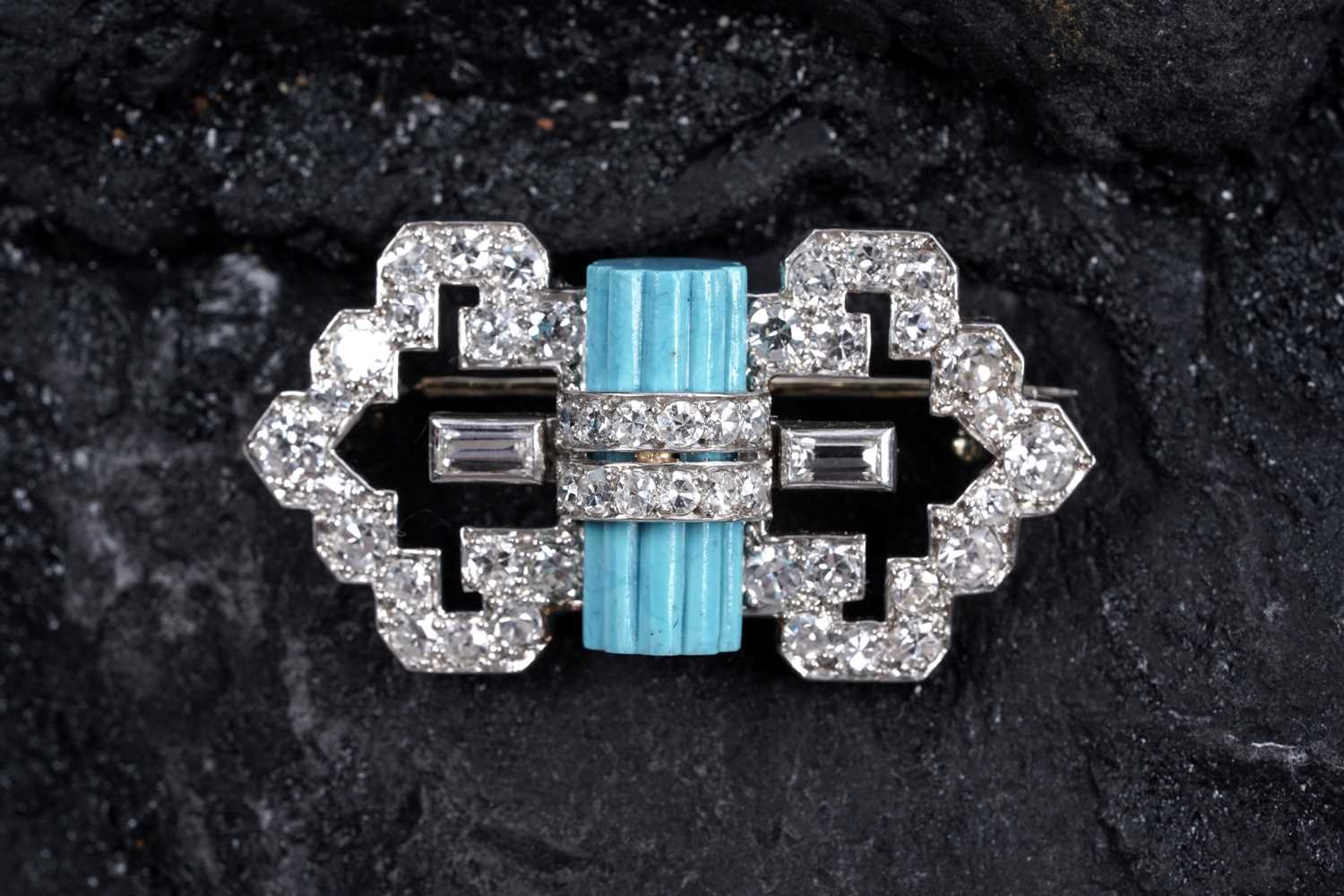 Lot 908 - A fine French Art Deco turquoise and diamond brooch