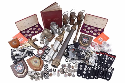 Lot 474 - A collection of fire brigade related sundries