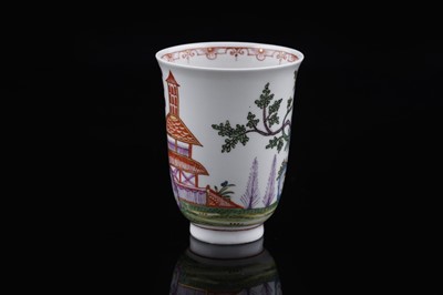 Lot 911 - A Du Paquier beaker and saucer