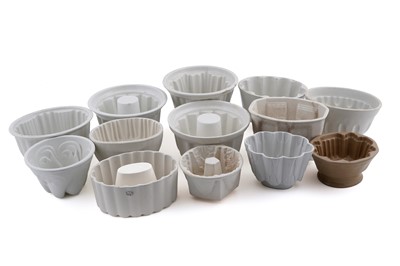 Lot 206 - A collection of thirteen early 20th Century ceramic jelly blancmange moulds