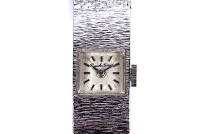 Lot 330 - A lady's 9ct white gold Bueche Girod cocktail watch