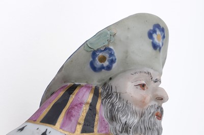 Lot 904 - An 18th Century Vienna figure