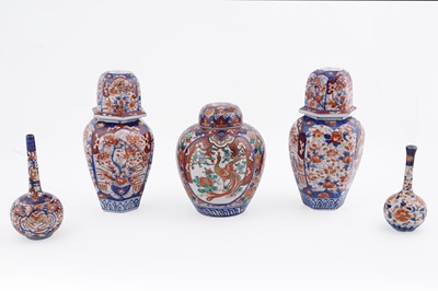 Lot 171 - A collection of 19th Century Japanese ‘Imari’ pattern ceramics
