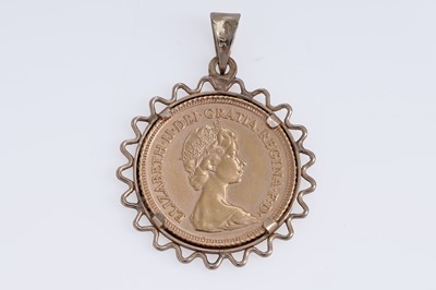 Lot 309 - An Elizabeth II gold half sovereign | 1982