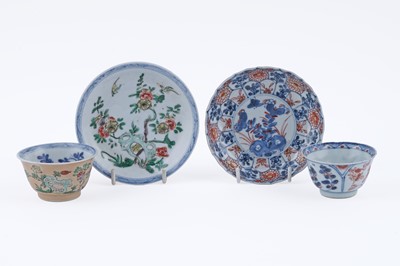 Lot 804 - Two Chinese tea bowls and saucers
