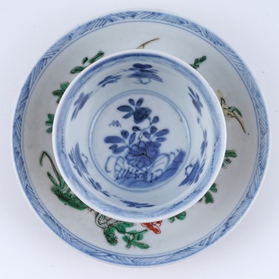 Lot 804 - Two Chinese tea bowls and saucers