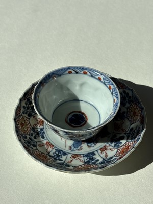 Lot 804 - Two Chinese tea bowls and saucers