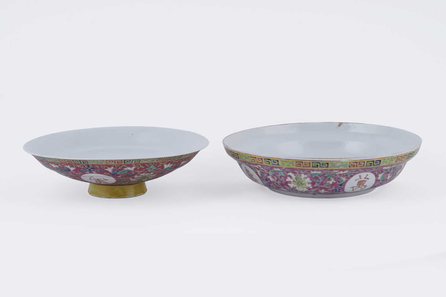 Lot 802 - A famille rose bowl and cover