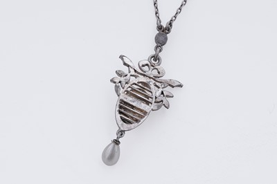 Lot 11 - Victorian and Edwardian costume jewellery