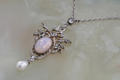 Lot 11 - Victorian and Edwardian costume jewellery