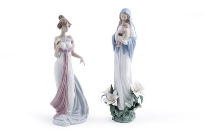 Lot 273 - Lladro: Two figure groups