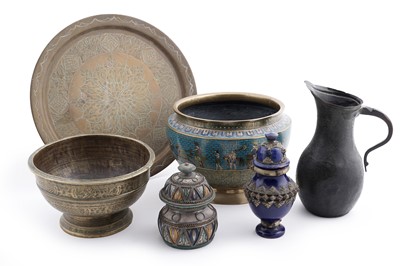 Lot 311 - A collection of Middle Eastern brassware