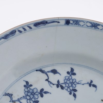 Lot 815 - Four Chinese export plates