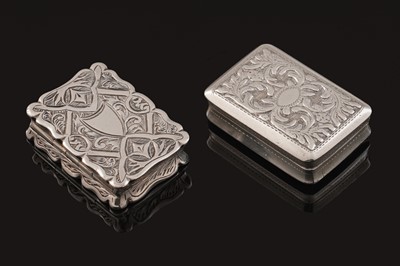 Lot 391 - A Victorian engraved silver vinaigrette; and a George IV silver vinaigrette