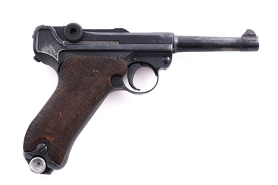 Lot 55 - A deactivated WWII period German Luger P08 9mm semi-automatic pistol