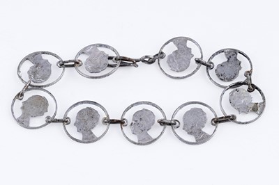 Lot 27 - Edwardian and Art Deco era costume jewellery; and a pair of American opera glasses