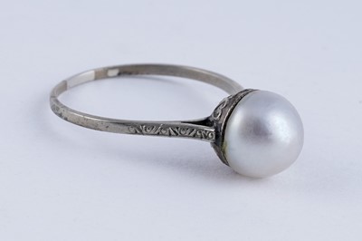 Lot 27 - Edwardian and Art Deco era costume jewellery; and a pair of American opera glasses