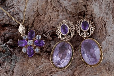 Lot 60 - A modern amethyst pendant necklace and earrings