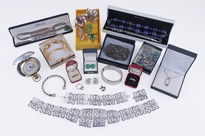 Lot 120 - Mid-20th Century and later costume jewellery
