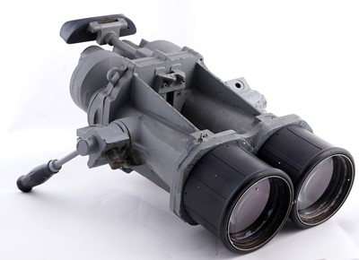 Lot 103 - US Navy ships bridge 'Big Eye' binoculars, Mark III Model 5