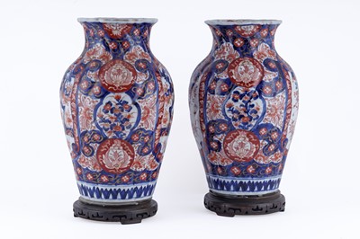 Lot 838 - A pair of Japanese Imari vases