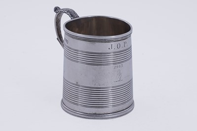 Lot 423 - A William IV silver cup with reeded decoration