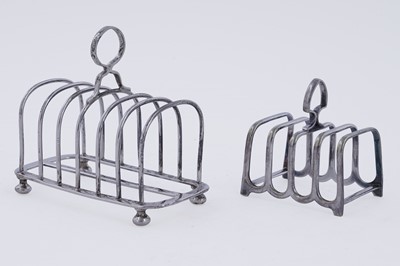 Lot 434 - An Edwardian silver toast rack; and one electroplate toast rack
