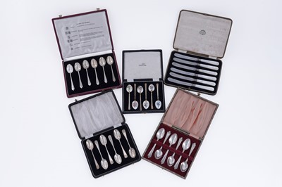 Lot 383 - Elizabeth II cased silver flatware