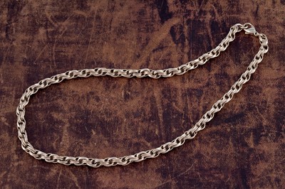 Lot 301 - A 9ct yellow gold necklace