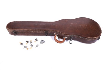 Lot 135 - A 1950's Gibson guitar case; and a set of vintage 1950's Kluson tuners